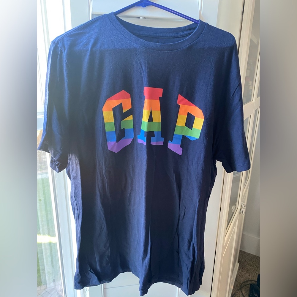 Navy tee with rainbow GAP lettering, size XL